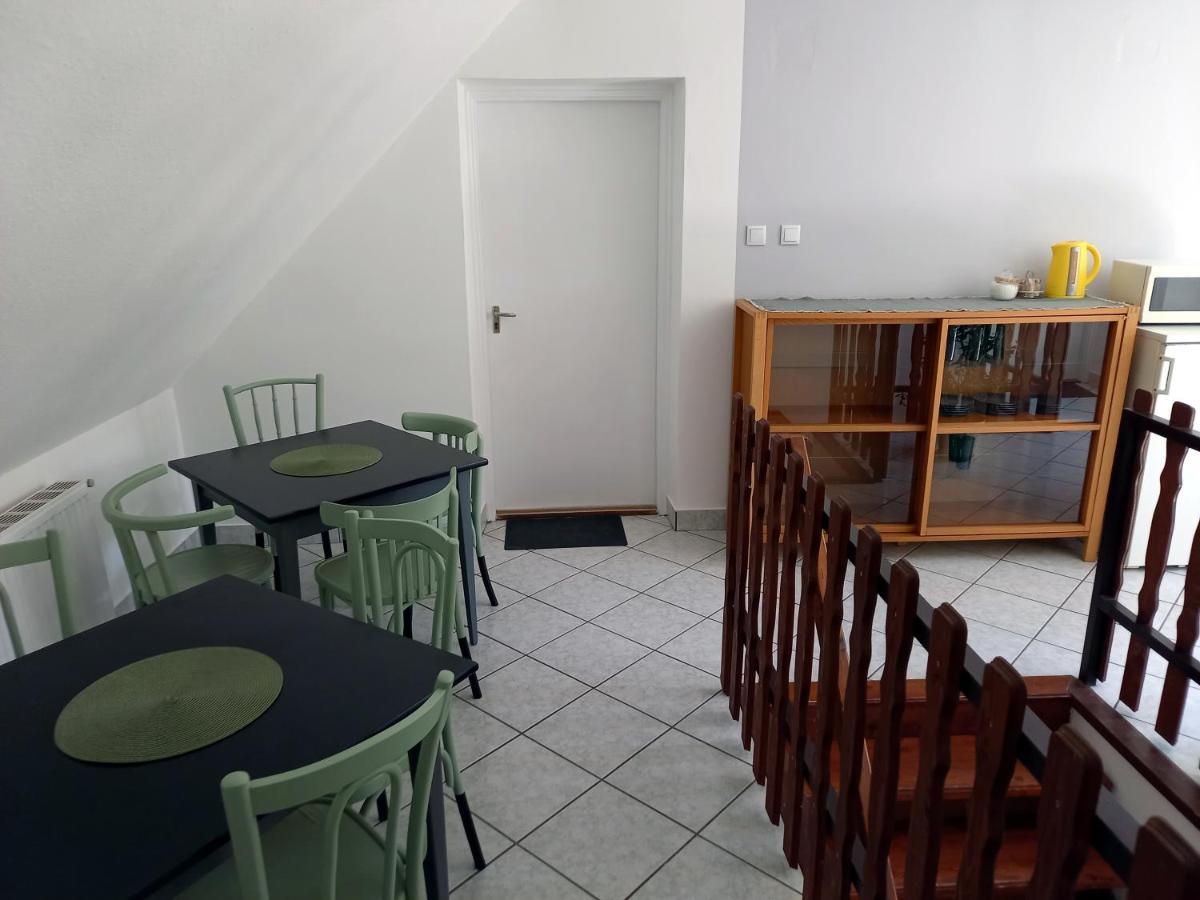 Diókert Vendégház Sopron Exterior foto